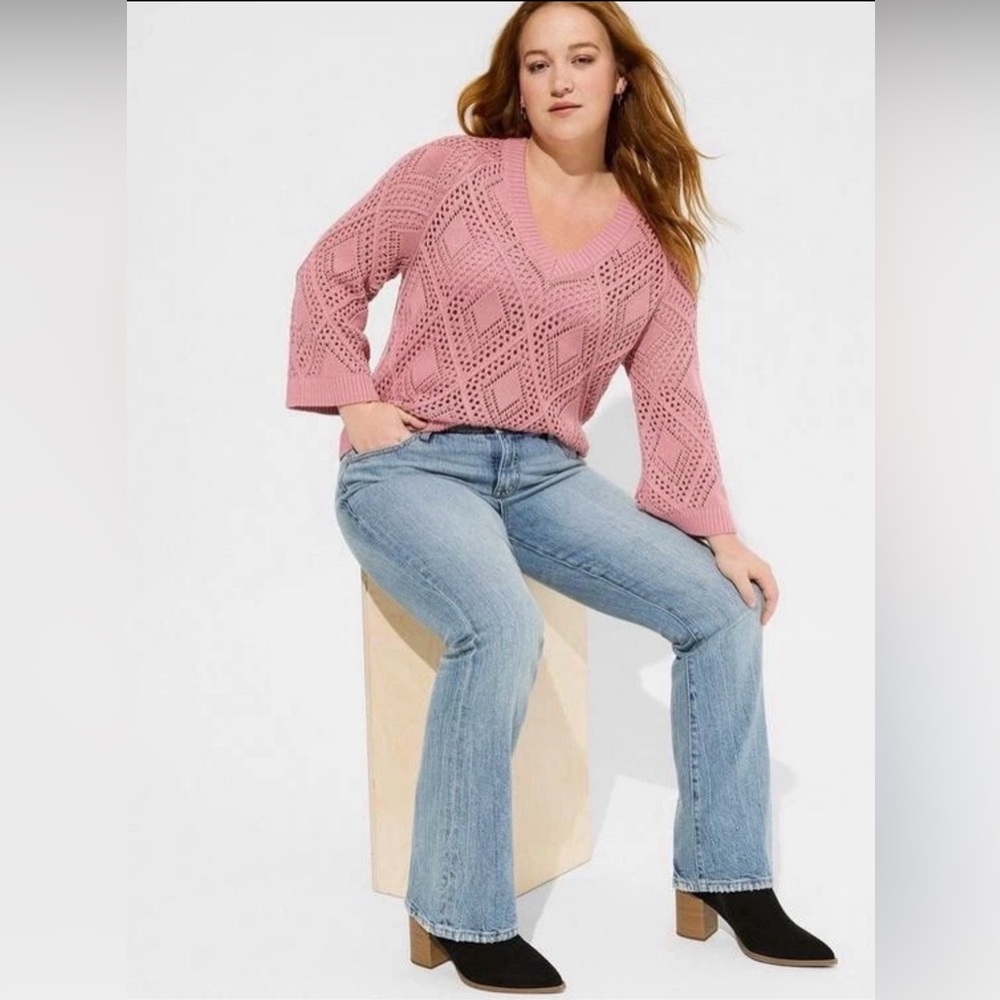 Torrid Pointelle Pullover V-Neck Sweater Size 0/L Foxglove Pink Open Knit